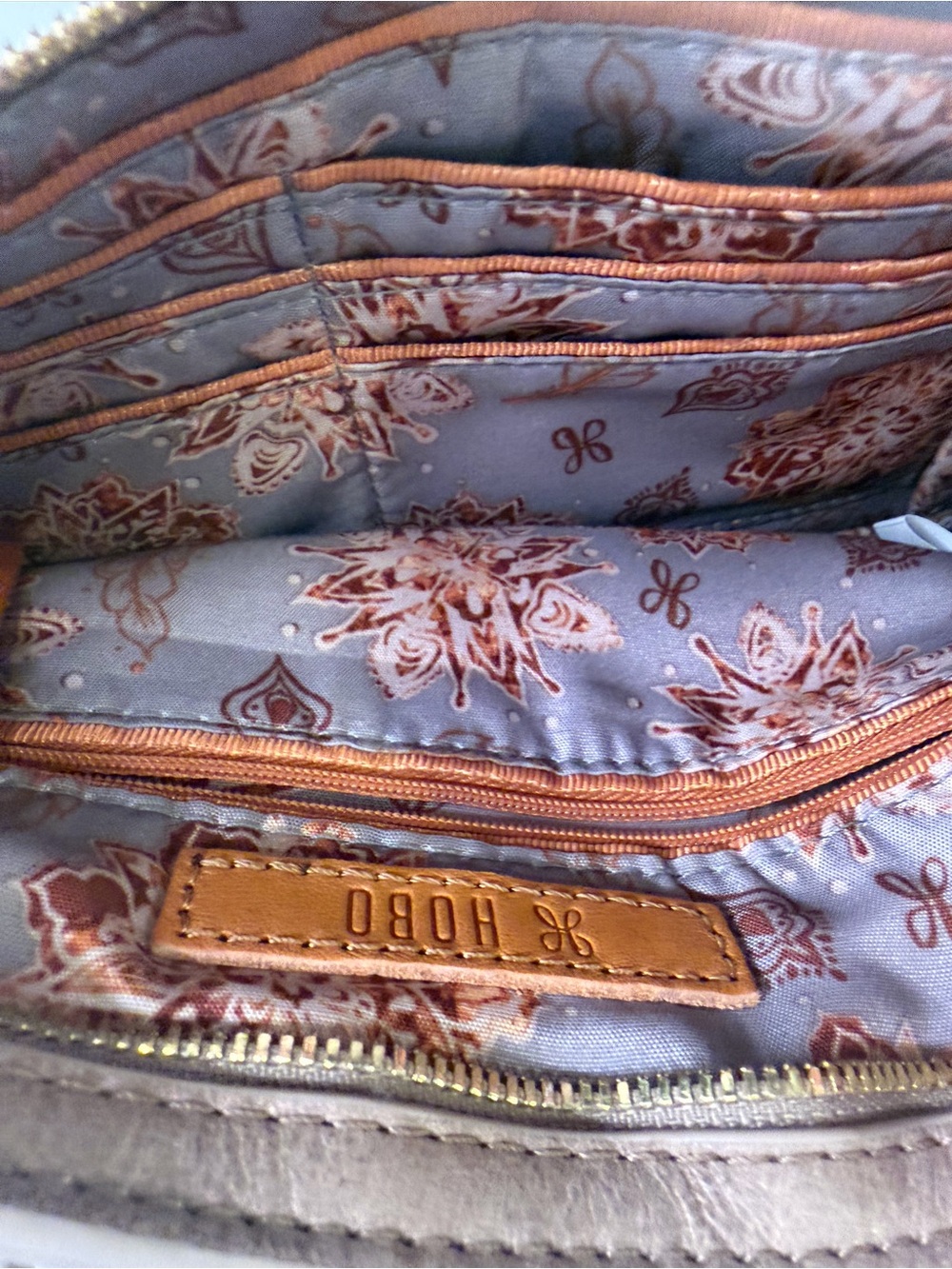 HOBO Beige Mini Crossbody with Floral Print Lining - Picture 6 of 6